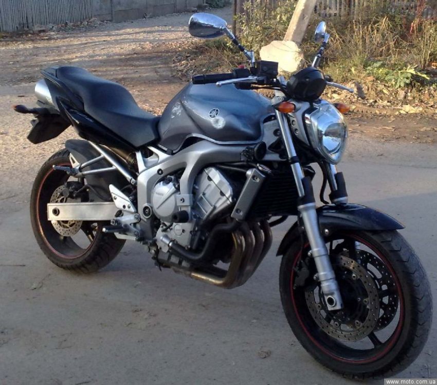 Yamaha FZ 600 2008